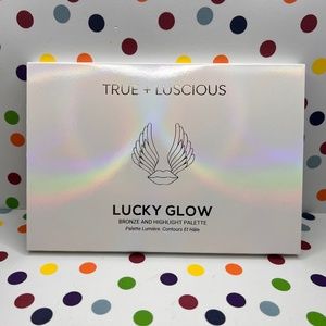 True + Luscious Lucky Glow Bronze and Highlight Palette